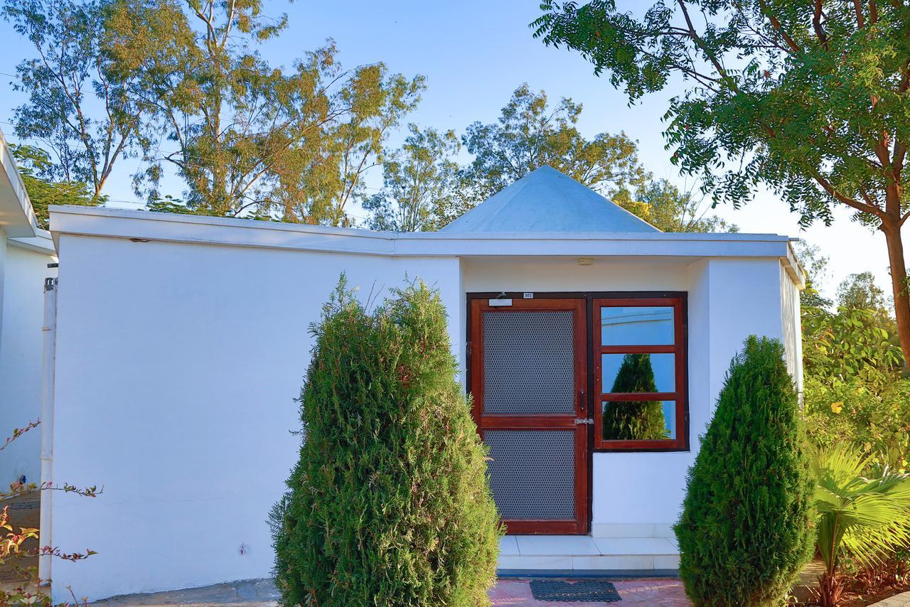 Gulmohar Sariska Resort Bairāt Exterior foto